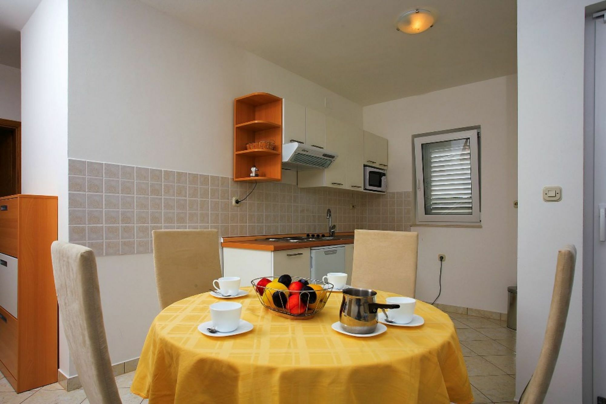 Mirce Aparthotel Marina Gromela מראה חיצוני תמונה