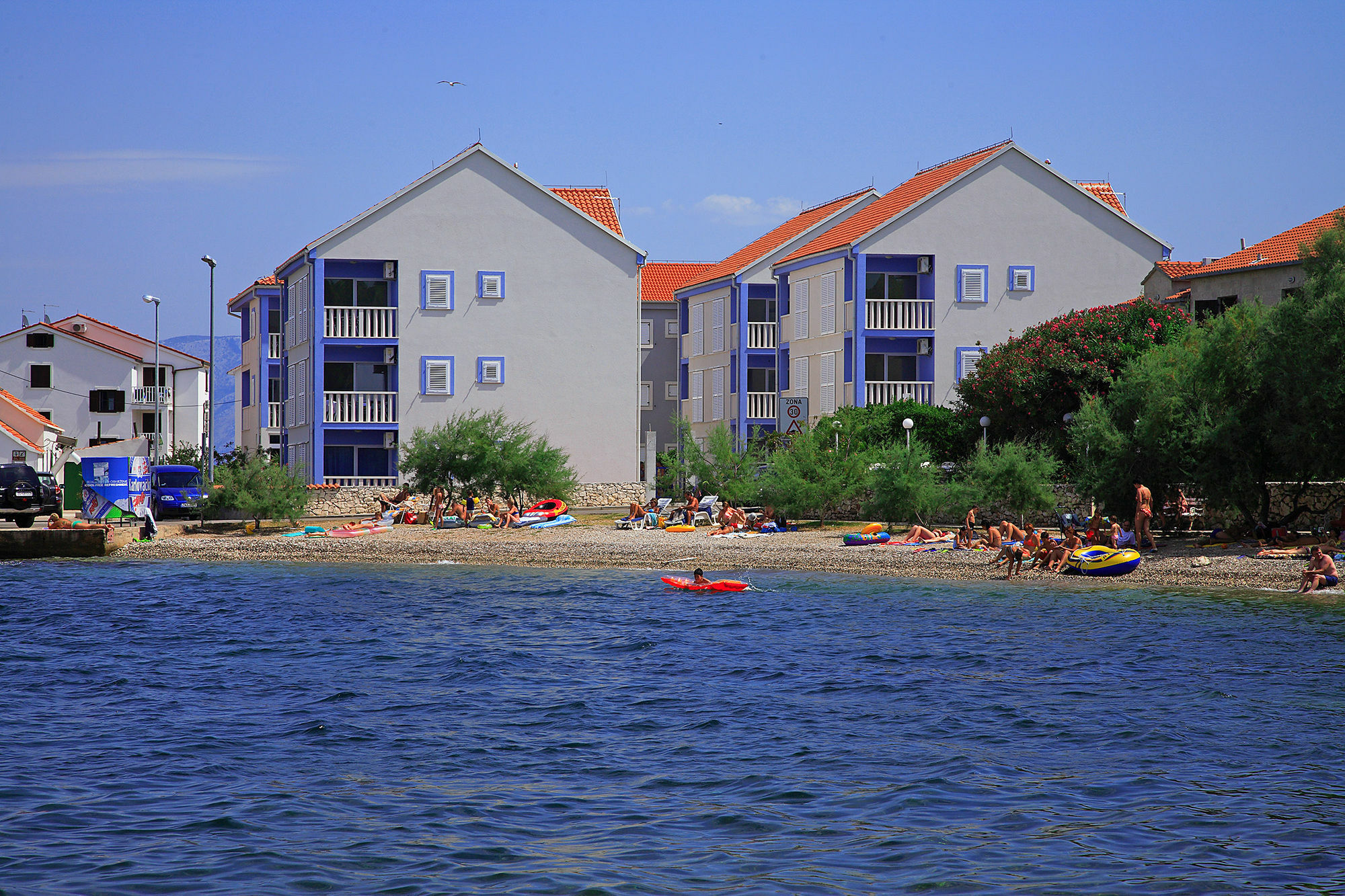Mirce Aparthotel Marina Gromela מראה חיצוני תמונה