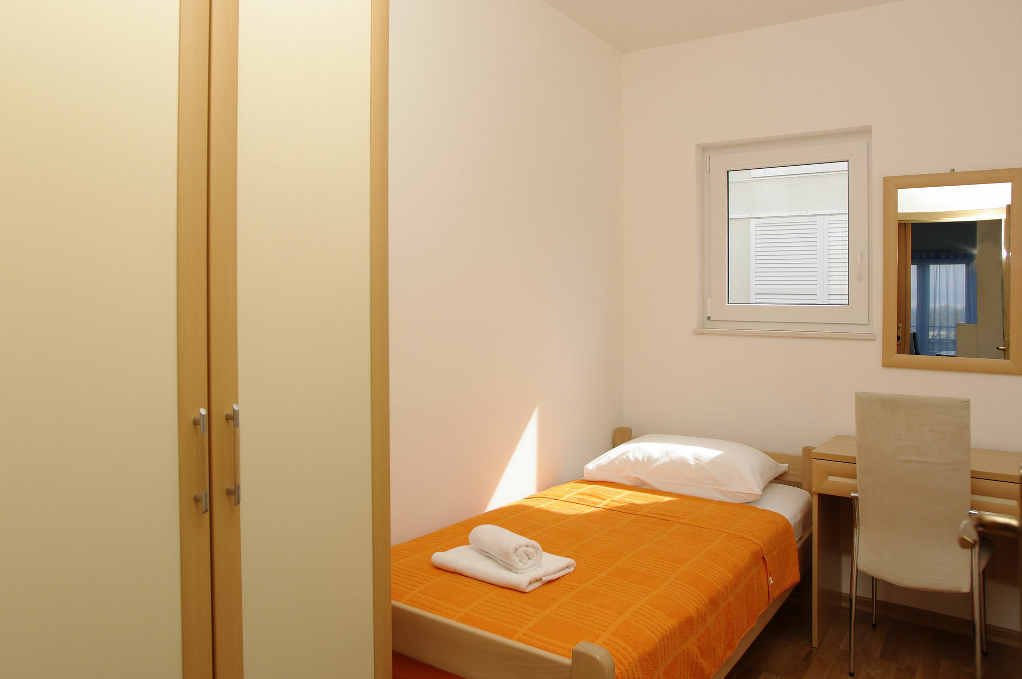 Mirce Aparthotel Marina Gromela מראה חיצוני תמונה